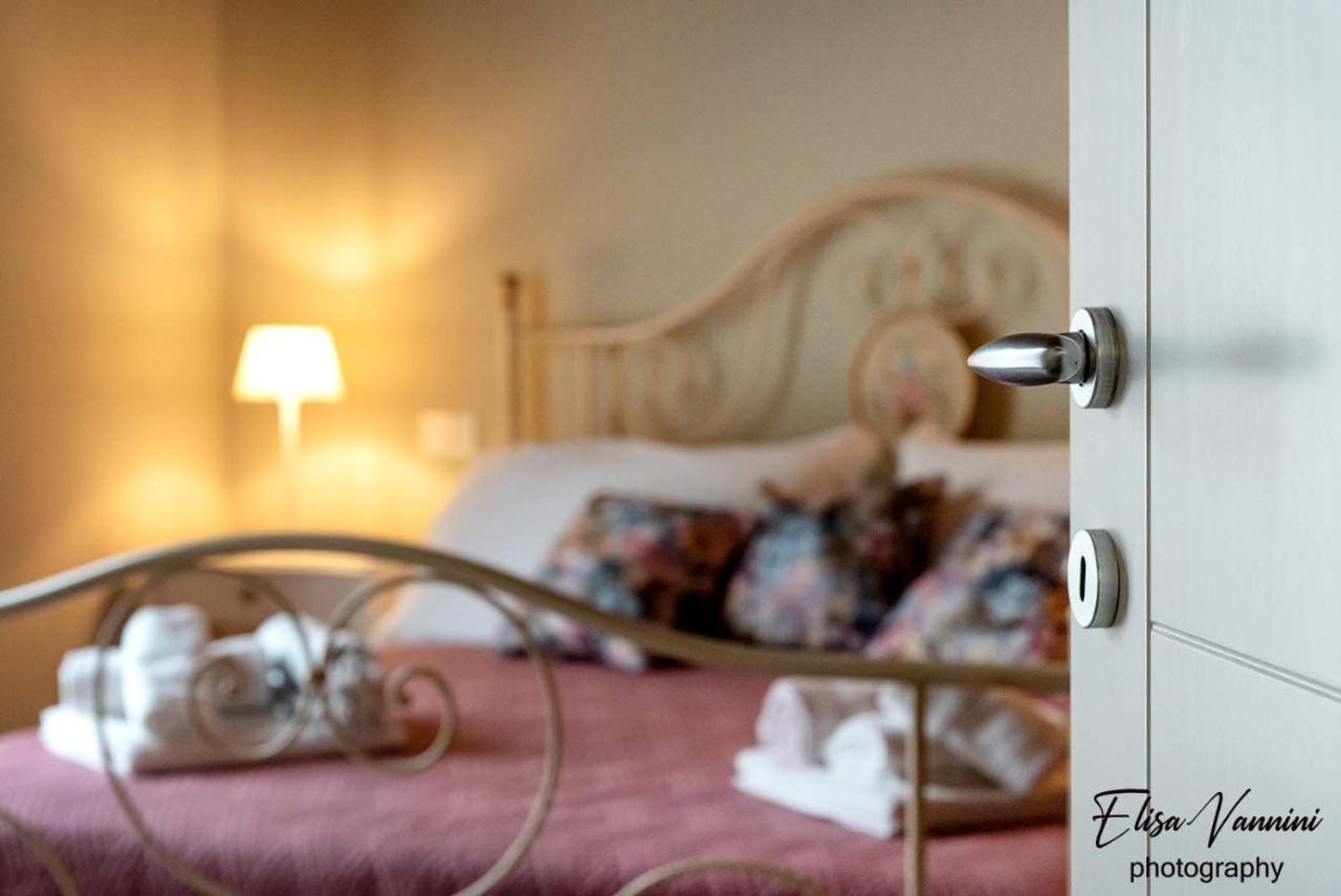 Appartamento La Casa Delle Rondini Forcoli Esterno foto